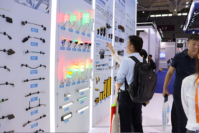 运动传感器灯泡公司